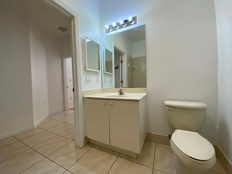 10985 SW 239th Ter — Photo 16