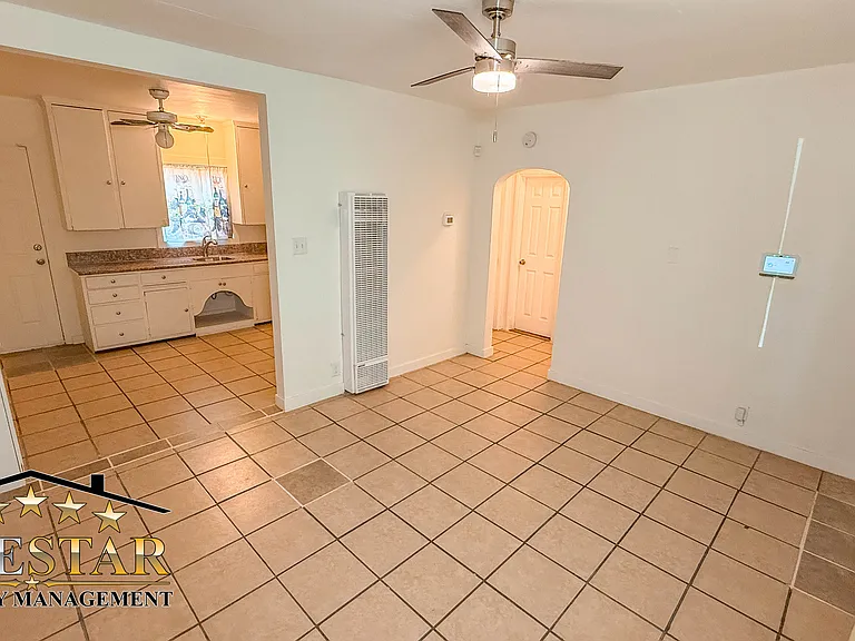703 Woodrow Ave — Photo 3