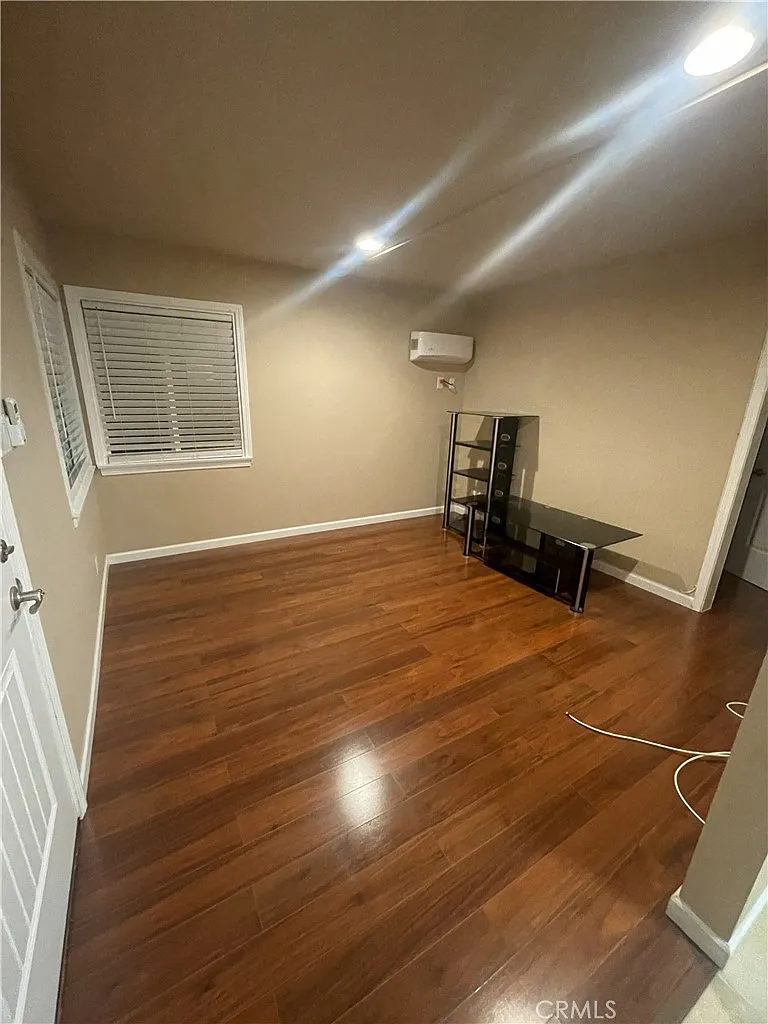 1 bed, 450 sqft, $1,895 — Photo 4