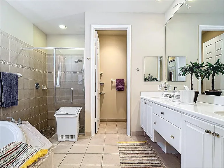 1680 Sanctuary Pointe Ct — Photo 14