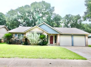 13759 Drakewood Dr, Sugar Land, TX 77498