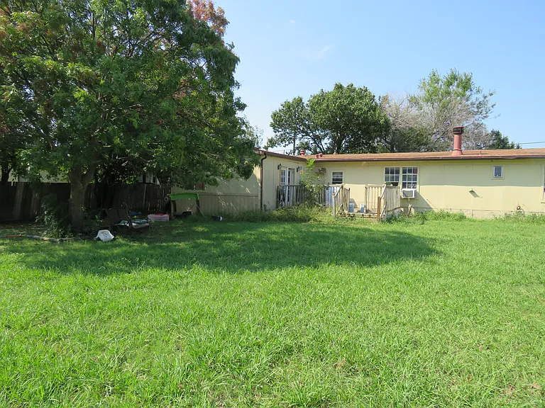 109 King Rd — Photo 29