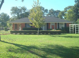 1150 Johnson Dr, Rusk, TX 75785