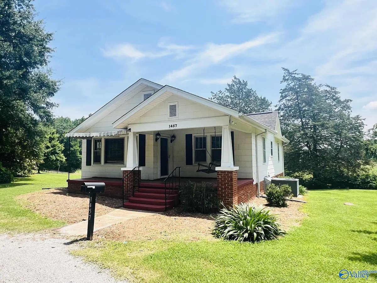 Building Photo - 1457 Jeff Rd