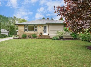 3910 Zeno St, Madison, WI 53704