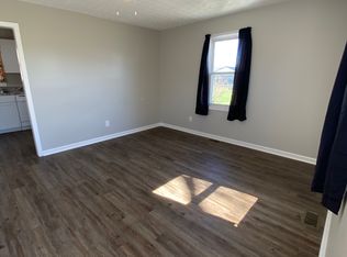 406 23rd St #1/2, Dunbar, WV 25064