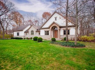 162 Valley Run Dr, Powell, OH