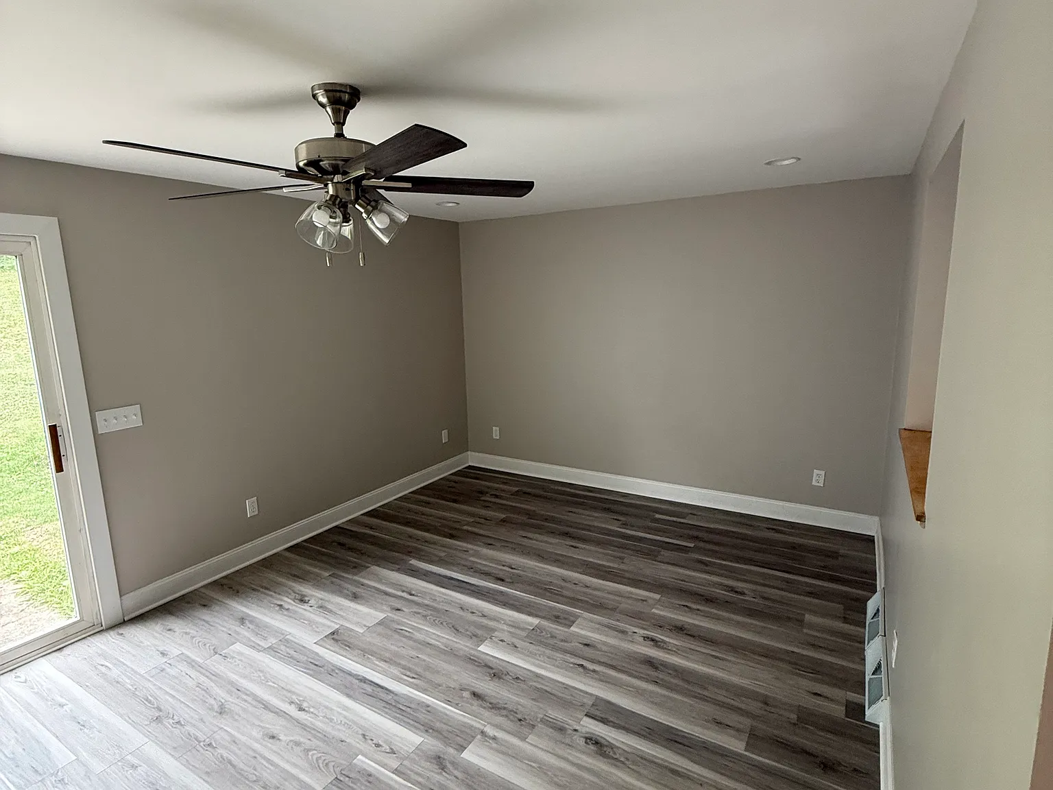 2 bed, 960 sqft, $1,495 — Photo 3