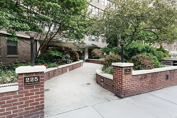 Sold by Compass | media 13