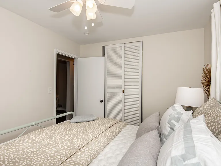 7809 Greenbriar Ln — Photo 27