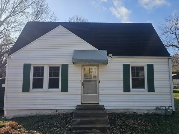 6023 W 53rd Ter, Mission, KS 66202