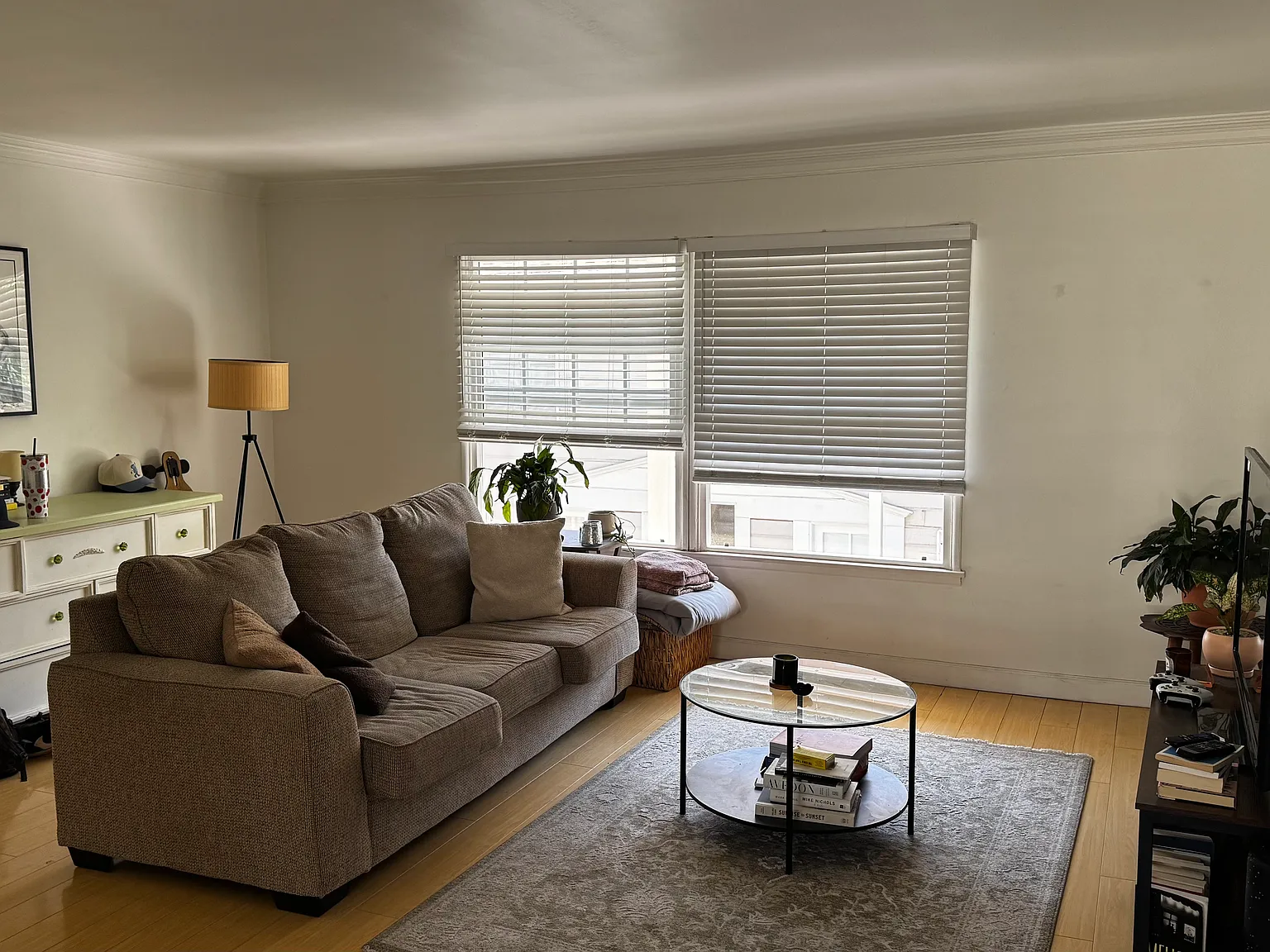 2 bed, $2,500 — Photo 2