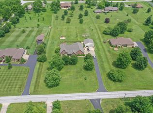 4502 N Willow Rd, Ozark, MO 65721