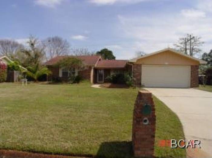 117 Candlewick Circle