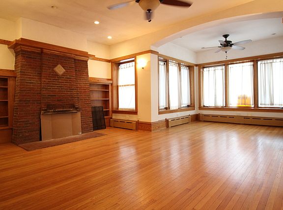 2nd image of 7716 N Ashland Ave #2