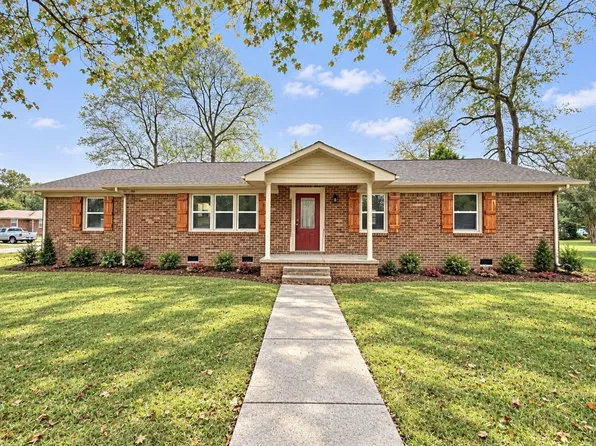 212 Bragg Cir, Tullahoma, TN 37388