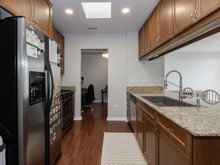 7243 Madison St #415 — Photo 13