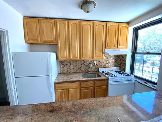 Rented by Voro New York | media 30