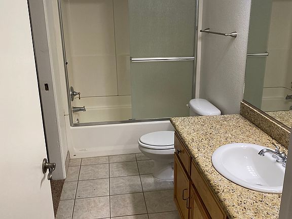 5th image of 500 White Ln