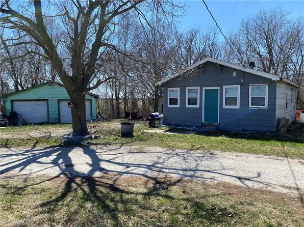 29257 El Paso Ave, Redfield, IA 50233