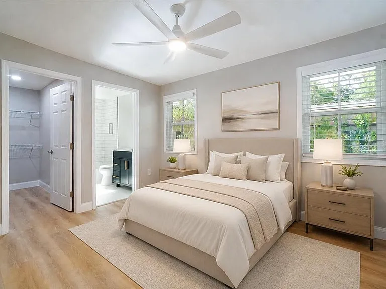 437 N Shine Ave — Photo 12