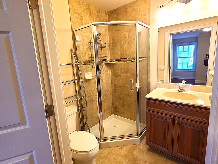 459 Main St #3 — Photo 6