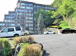 755 Narrows Rd N APT 901, Staten Island, NY 10304