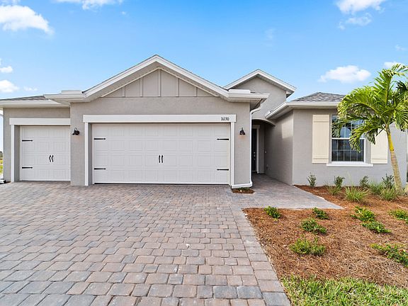 Summerwood Exterior FM2A with paved driveway