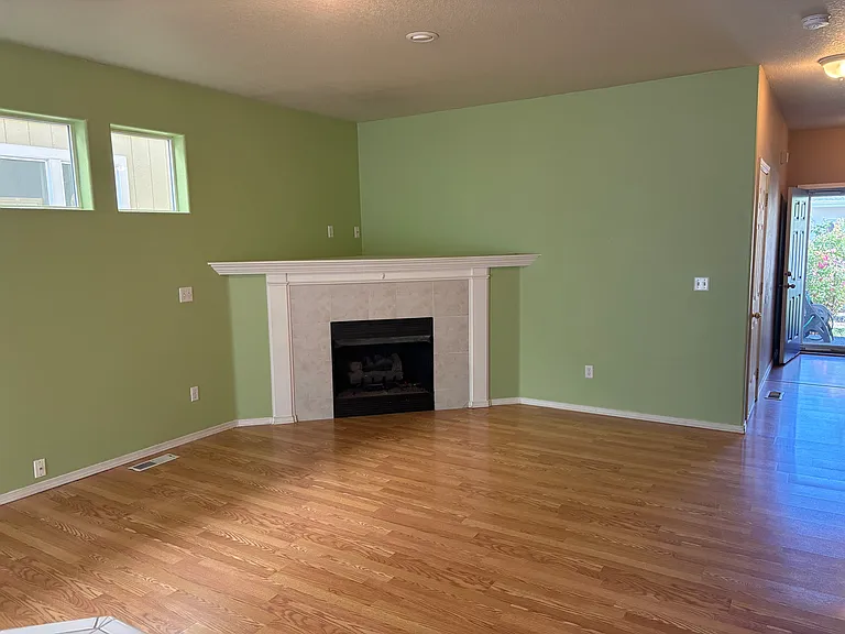 17644 SW Lawton St — Photo 6
