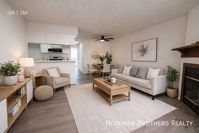 2 bed, $2,060 — Photo 1