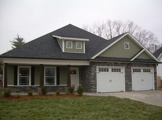 3406 Willow Lake Cir Dr, Chattanooga, TN 37419