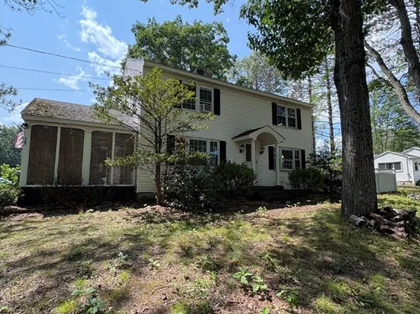 485 Central St, Leominster, MA 01453