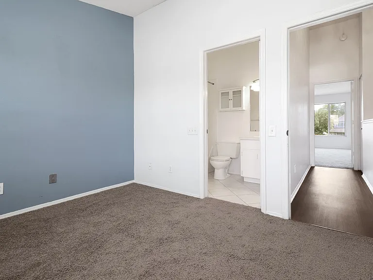 6367 Bayside Key Dr — Photo 16