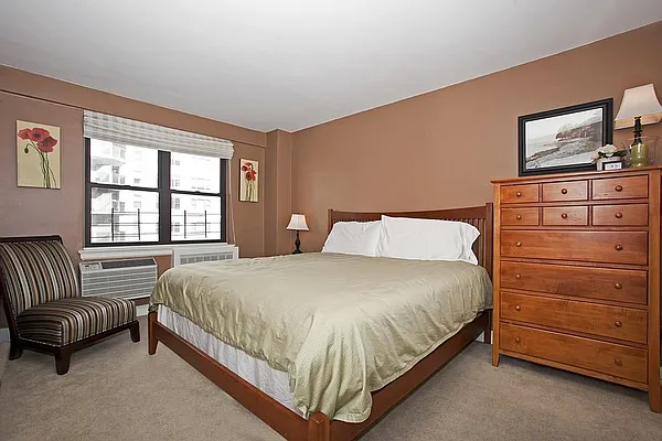Sold by Corcoran | media 68