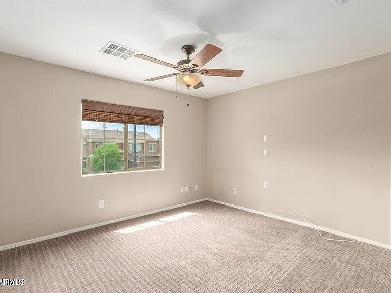 3828 E Bridgeport Pkwy — Photo 23