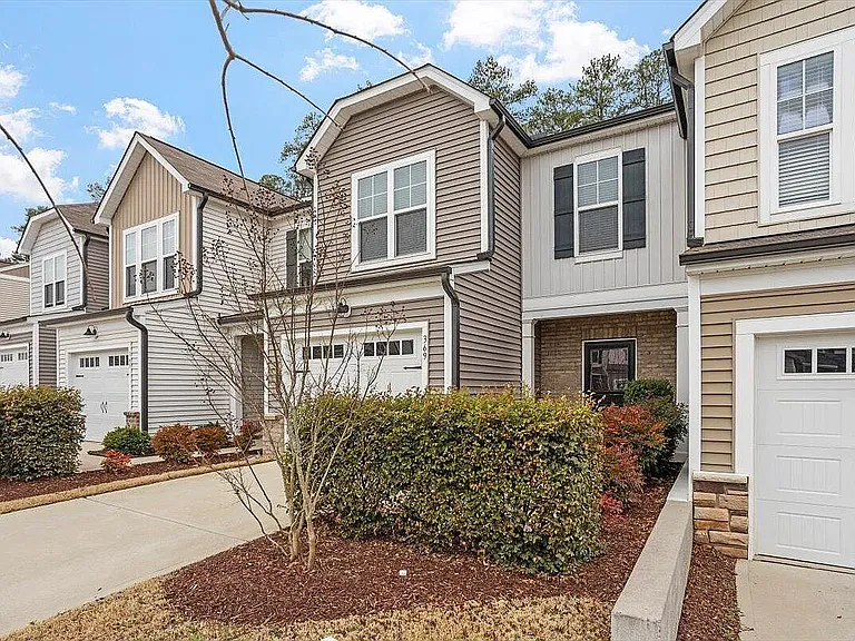 369 White Oak Ridge Dr — Photo 1