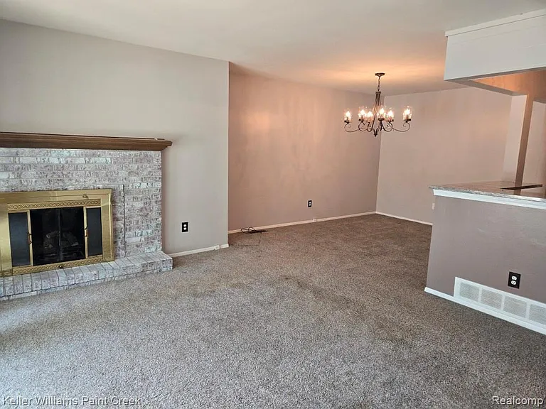 38565 Golfview Dr W — Photo 6