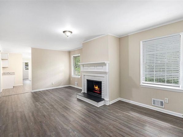 2771 Dresden Trl, East Pt, GA 30344