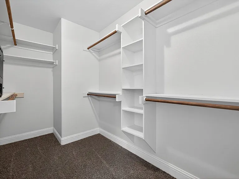 118 Vaughn Ln — Photo 6