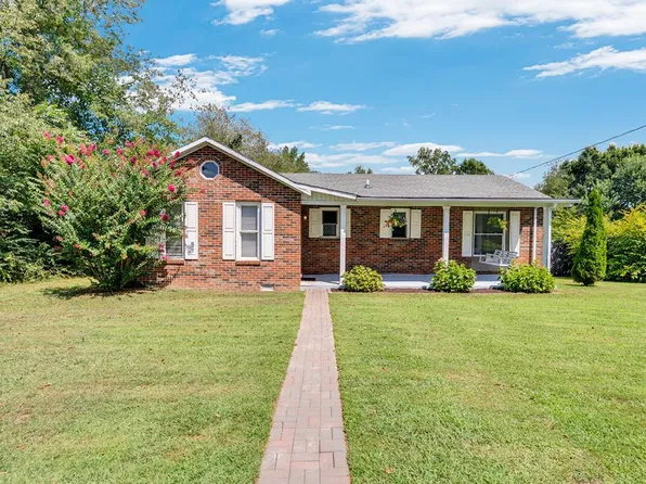 913 Ward Mill Rd, Baxter, TN 38544