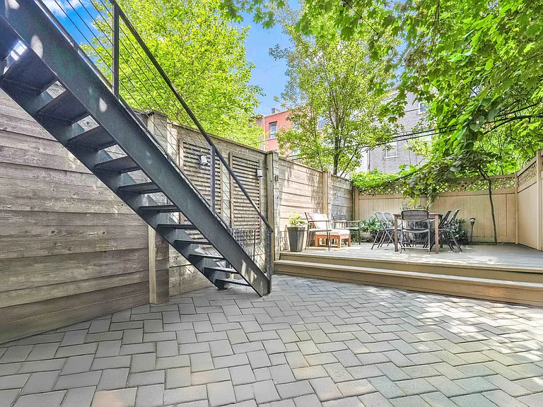 49 Irving Pl #1 — Photo 16