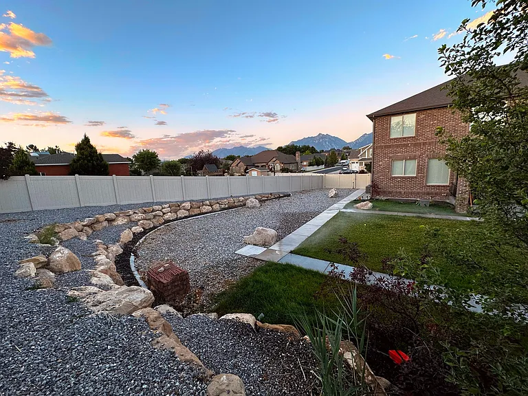 11642 S Groves View Dr — Photo 35