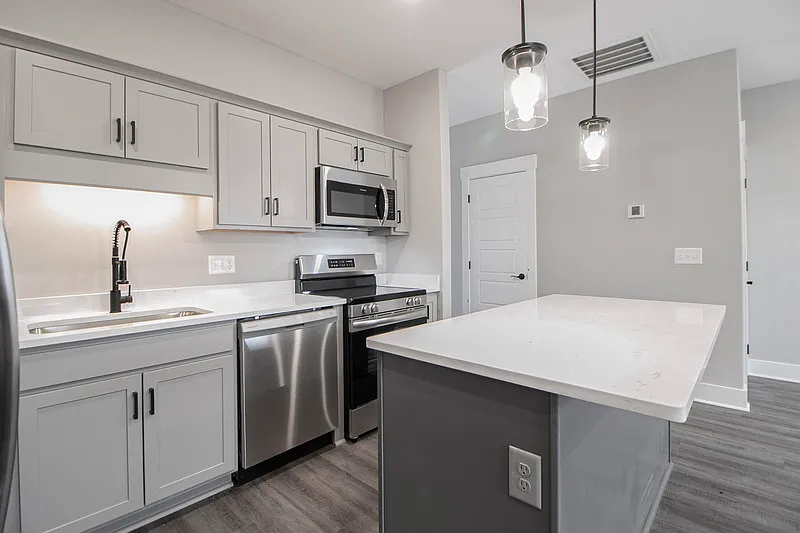 2 bed, 2.5 bath, 1292 sqft, $1,580 — Photo 4