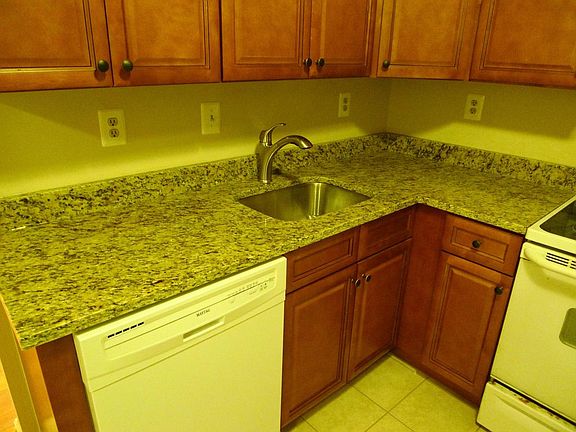 5th image of 12419 Old Colony Dr