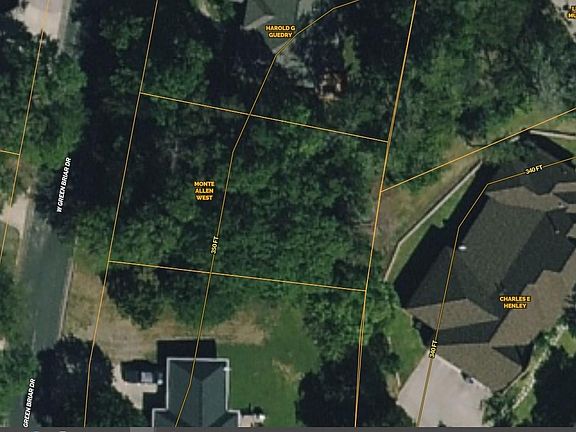 4th image of 2215 W Green Briar Dr