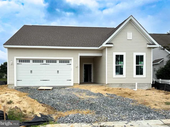 24 Royal View Dr, Bridgeville, DE 19933