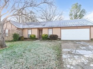 7261 Hollorn Ln, Memphis, TN 38125