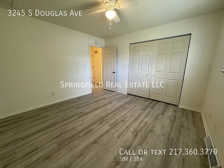 3245 S Douglas Ave — Photo 7