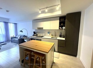 55 Mercer St #1112, Toronto, ON M5V 1H2