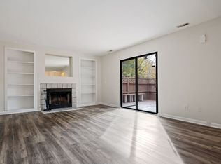 126 Springberry Ln #126, Chapel Hill, NC 27517